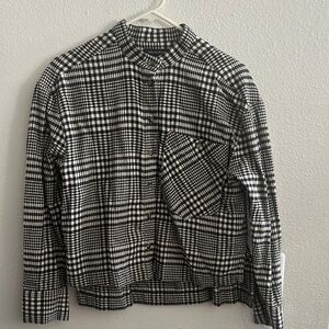 Banana Republic Black & White Plaid Lightweight Shirt Jacket